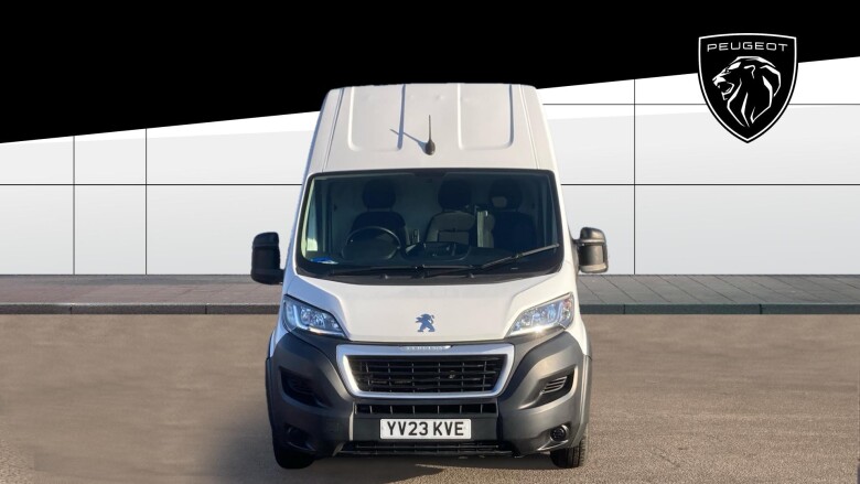 Peugeot Boxer 435 L4 Diesel 2.2 BlueHDi H3 Professional Premium+ Van 140ps